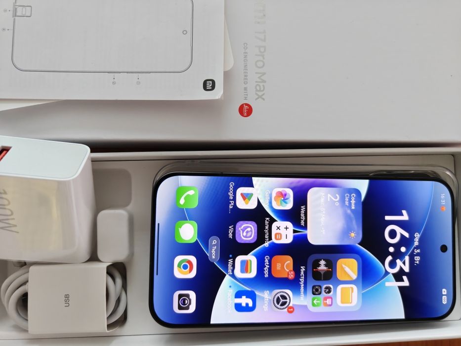 Чисто нови  Xiaomi 17 PRO  Max Black 16/512GB с двоен селфи дисплей