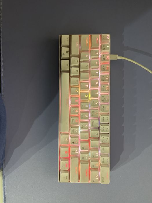 Tastatura mechanica RK 61