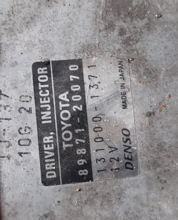 Calculator injectie ECU Toyota Rav 4 / Avensis cod denso 89871-1371