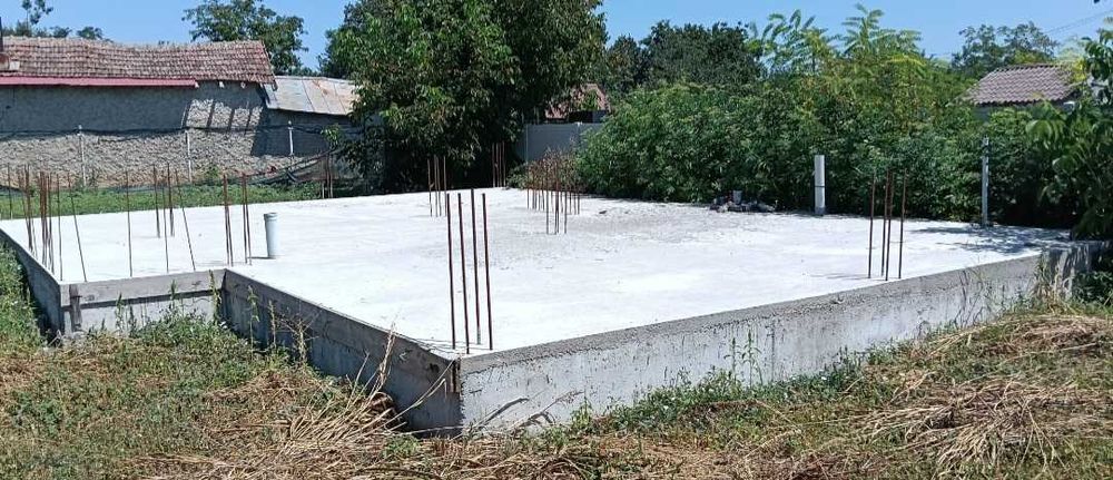 Vanzare teren intravilan
