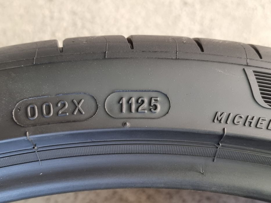 "Dot 25" 285/30/22 Michelin 4Броя: 650€ 6.3мм