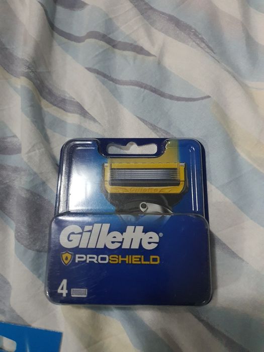 Gillette Жилет внос от Швейцария