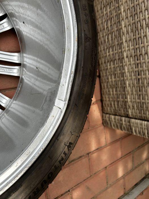 2 Jante si cauciucuri noi Davanti 245/40/18
