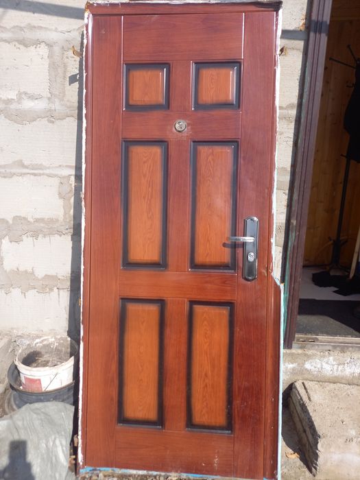 Двери. Окна хорошим состаяние