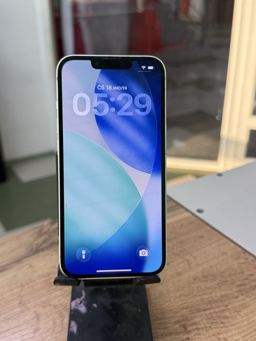 Продается Iphone 13