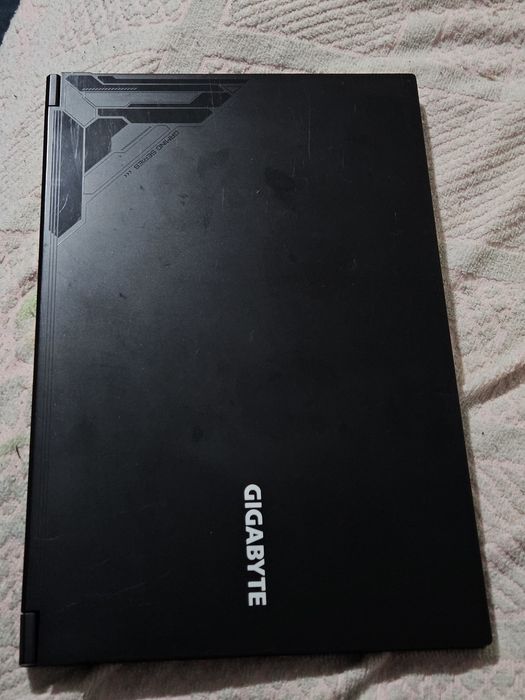 Ноутбук игровой gygabite m5 mf