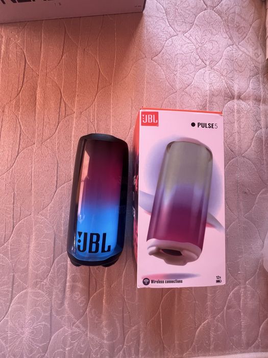 JBL PULSE 5 boxa