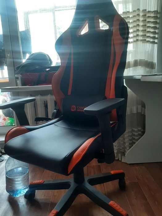 Продам Игровои кресло Canyon Gaming