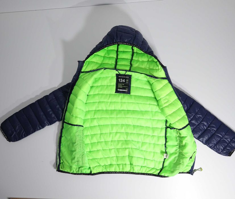 Geacă matlasată RESERVED băieți, mărimea 134 (10 ani) – Bleumarin/Verde Neon