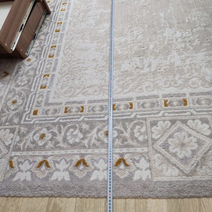 Продам ковёр 192*300