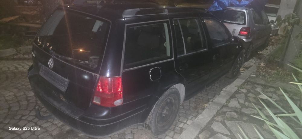 VW Bora 2.3 Vr5 150кс комби На части