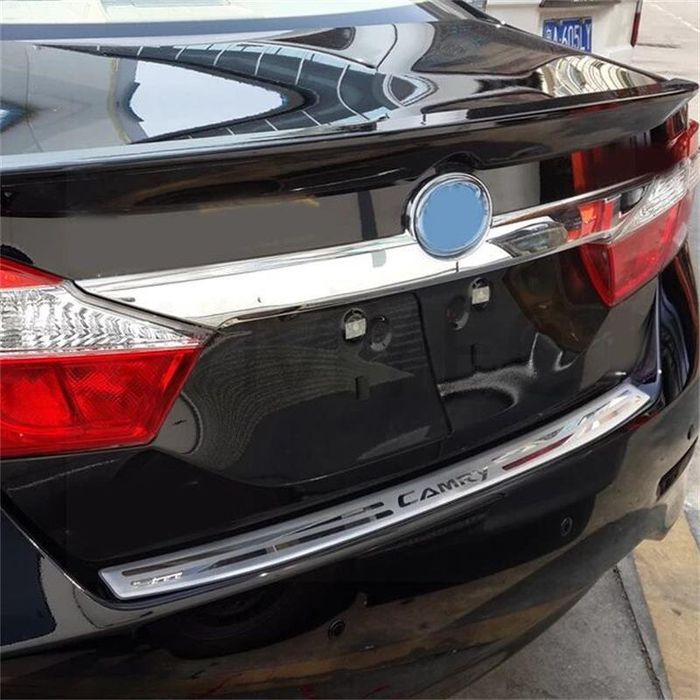 Хром на бампер Тойота Камри