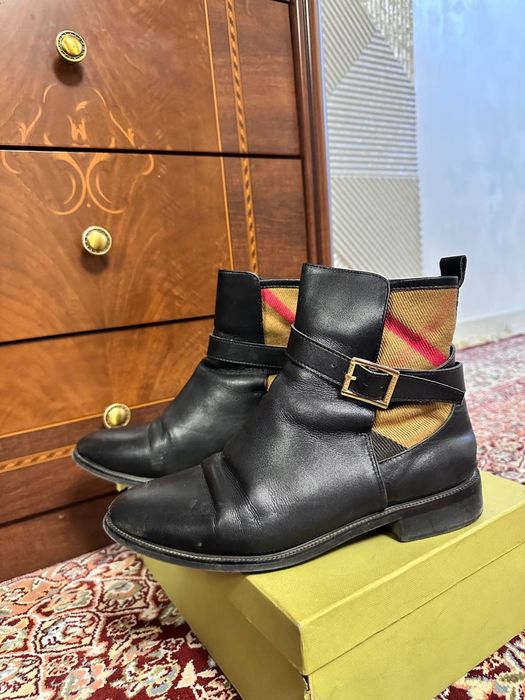 Кожаные сапоги Burberry