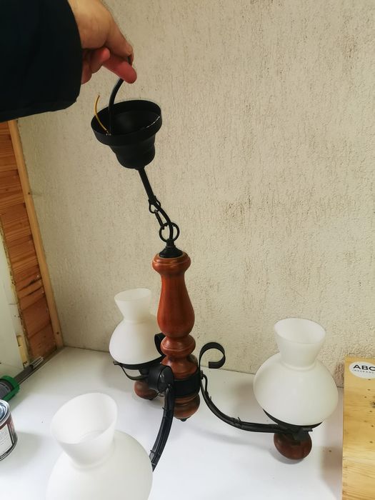 Candelabru Petronel