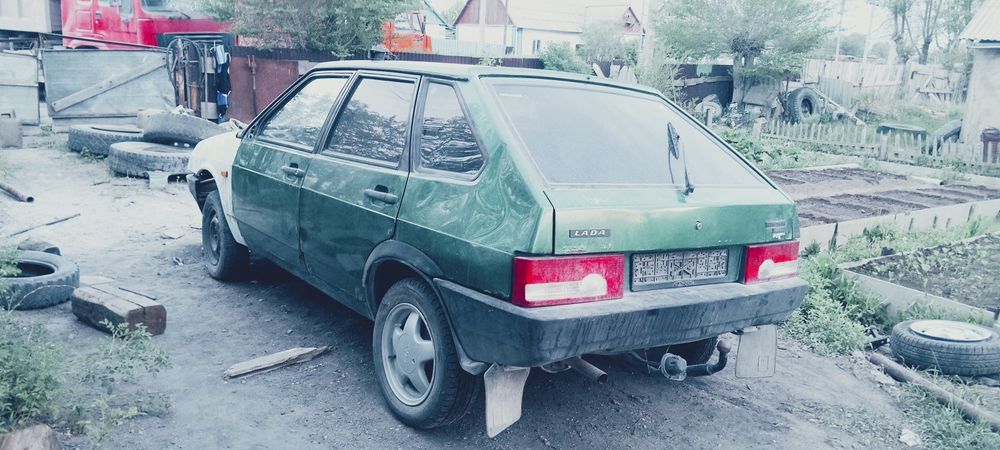 Продам ВАЗ 2109 под восстановление