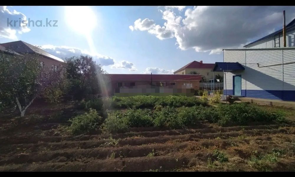 Продаётся двухэтажный коттедж