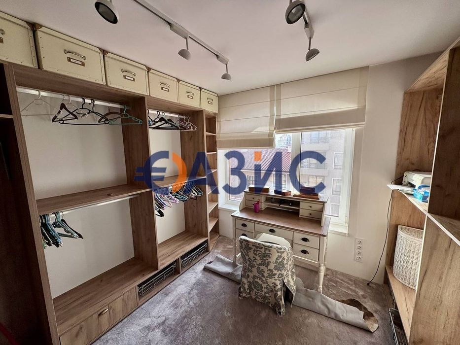 Продава се Четиристаен апартамент в Свети Влас - 150 кв.м за 1054 €/кв.м - Снимка #9