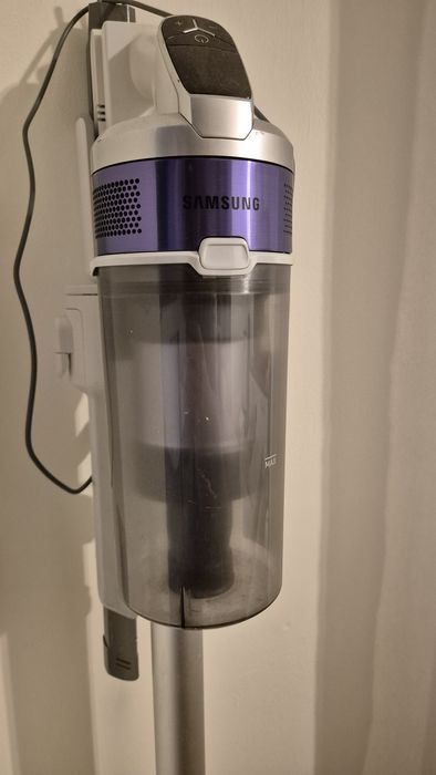 Пылесос Samsung Jet 70 Turbo