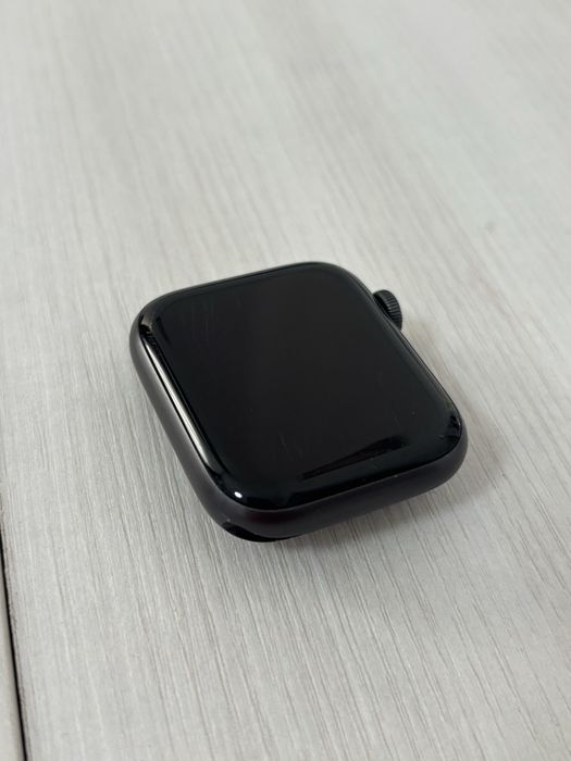 Apple Watch SE / Series 6 – Stare foarte bună, complet