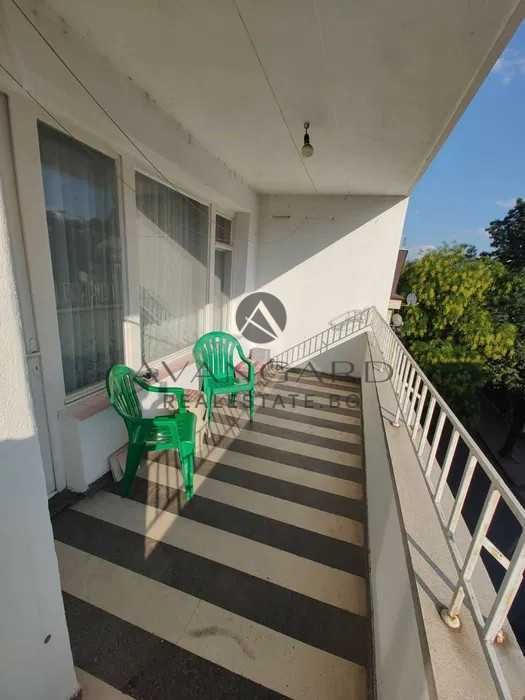 Продава се Четиристаен апартамент в Пловдив, Център - 120 кв.м за 2040 €/кв.м - Снимка #8