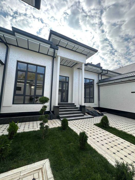 Назарбек Мевазор махаллада уйлар