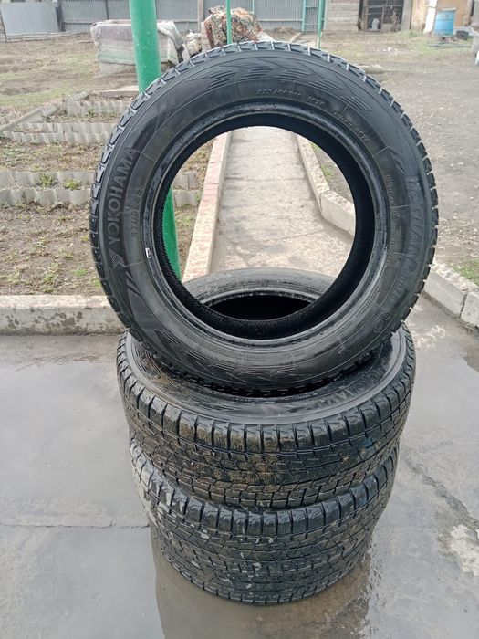 Зимние шины на 235/60/18