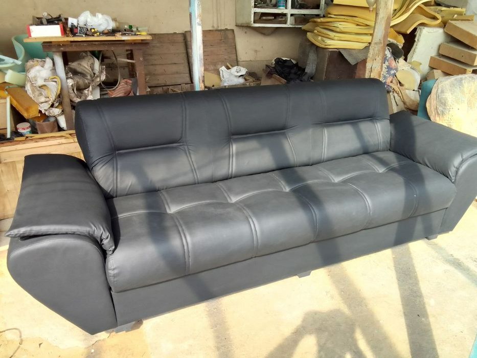 Реставрация и ремонт мягкой мебели