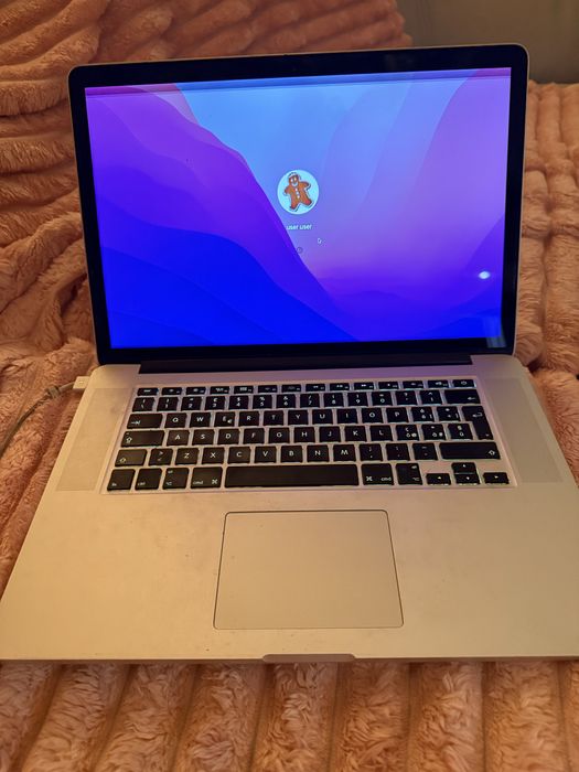 macbook pro 2015 i7 second hand si noi de vanzare • Anunturi • OLX.ro
