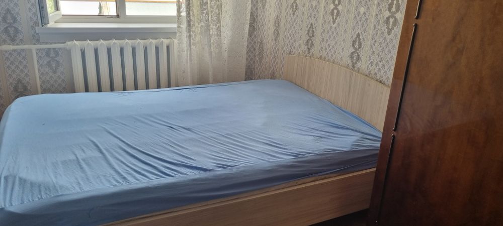 Продам кровать 140*200