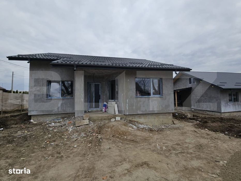 Casa frumoasa cu 3 camere in Ciurbesti