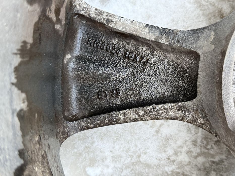 Диски R16 5x114.3 + Шины