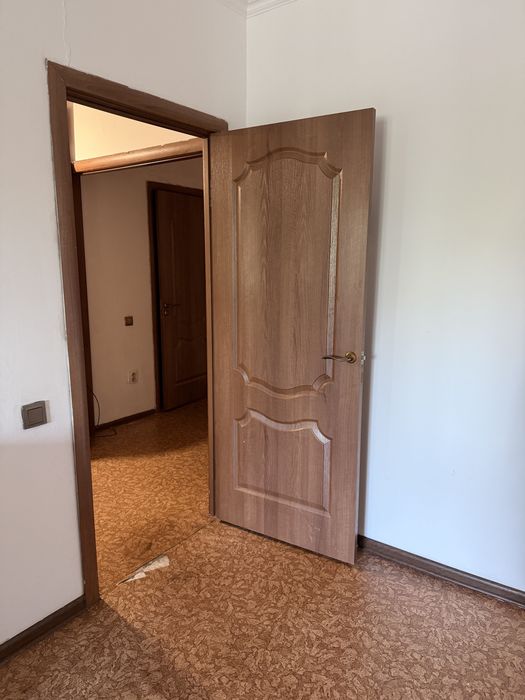 Продам  срочно двери