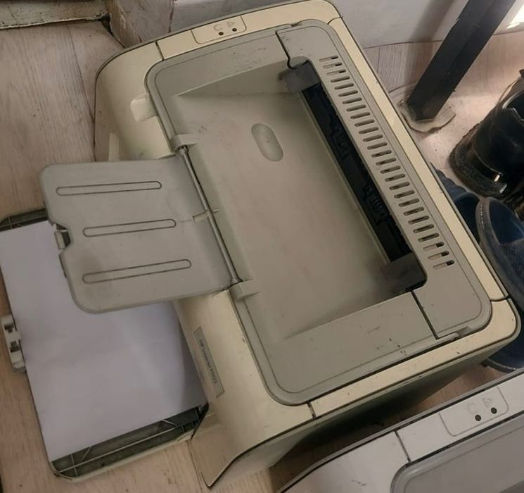 Принтер лазерныйЛазерный принтер HP LaserJet  P1102