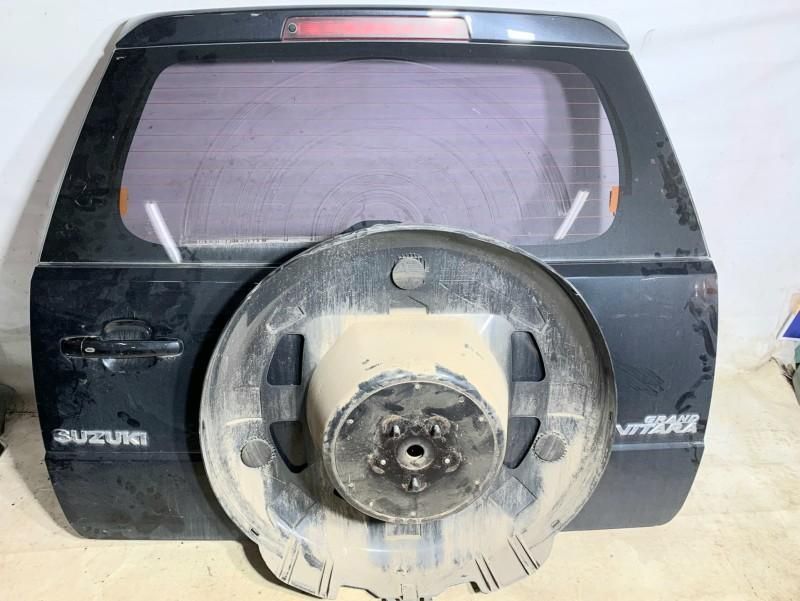 Haion cu luneta Suzuki Grand Vitara 2 (2005->)