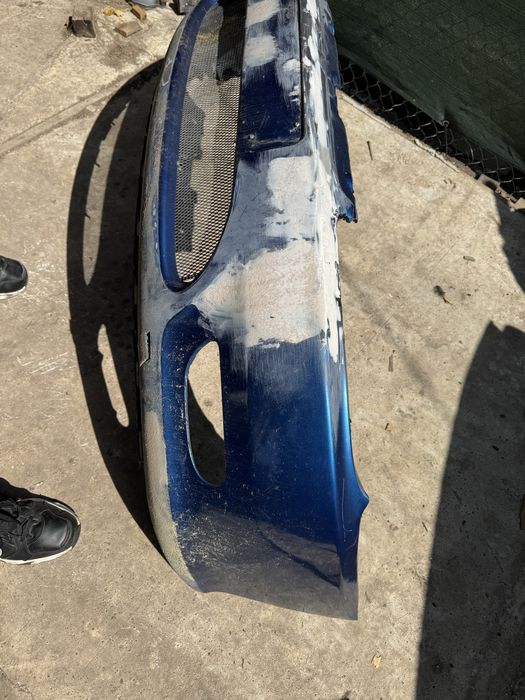 Предна броня пежо 406 купе