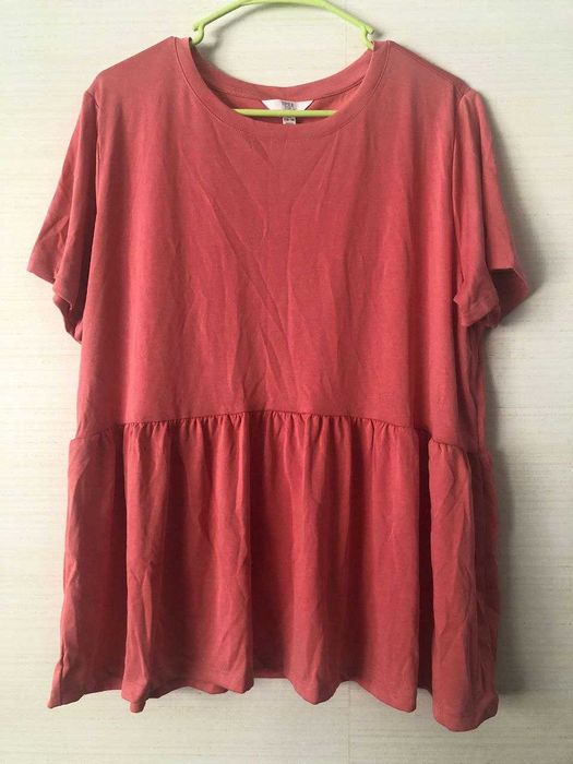 Футболки женские