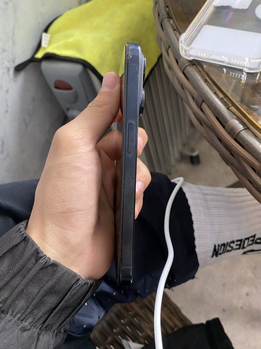 продам айфон 15 про в идеал сост