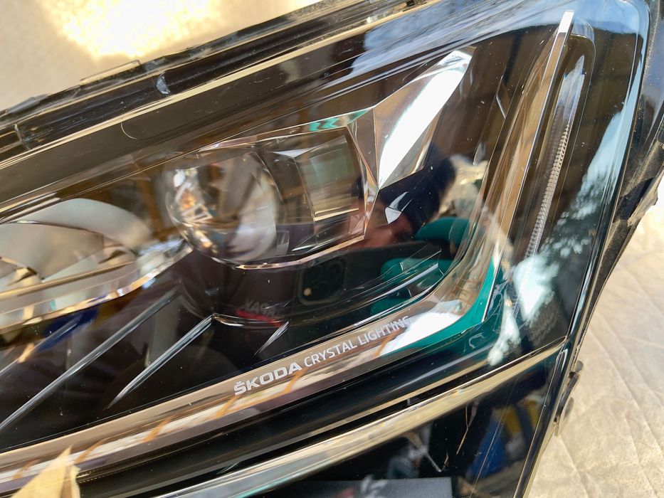 Far Faruri  stanga / dreapta  SKODA SUPERB 3 FACELIFT 2019 - 2021