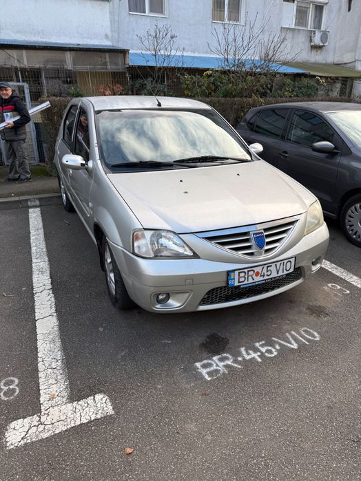 Vând Dacie Logan 2006