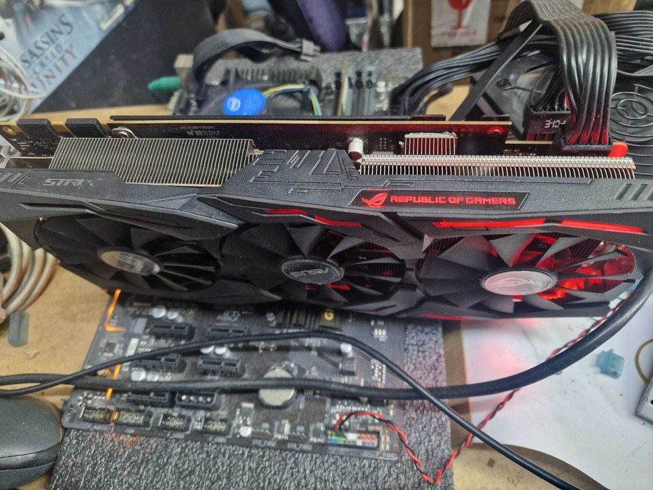 Geforce ASUS ROG-STRIX-GTX1070TI-A8G-GAMING Гаранция 3 месеца