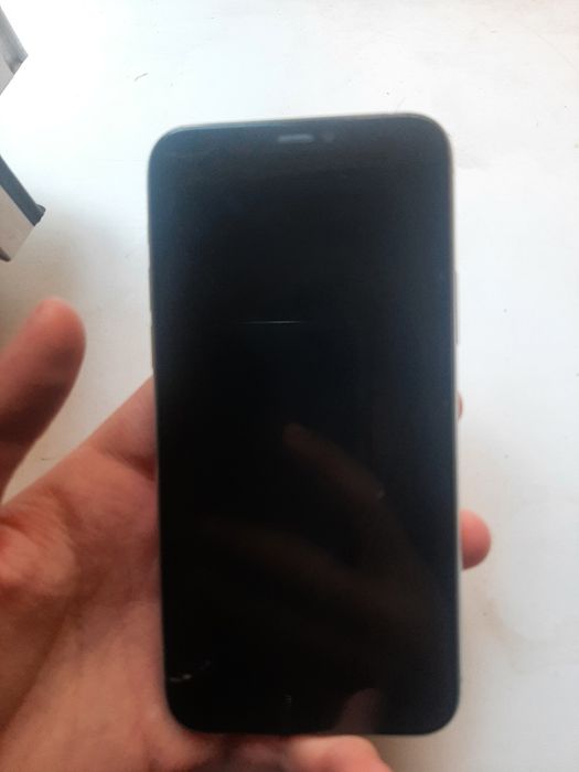 iPhone 11 pro ёмкост 57