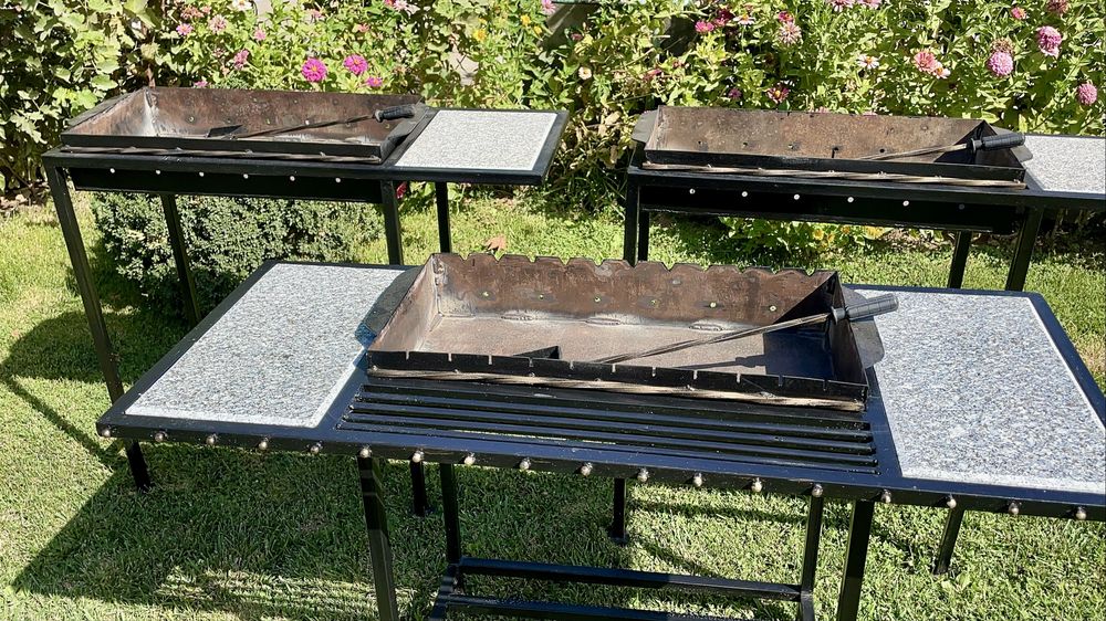 Продаются мангалы.