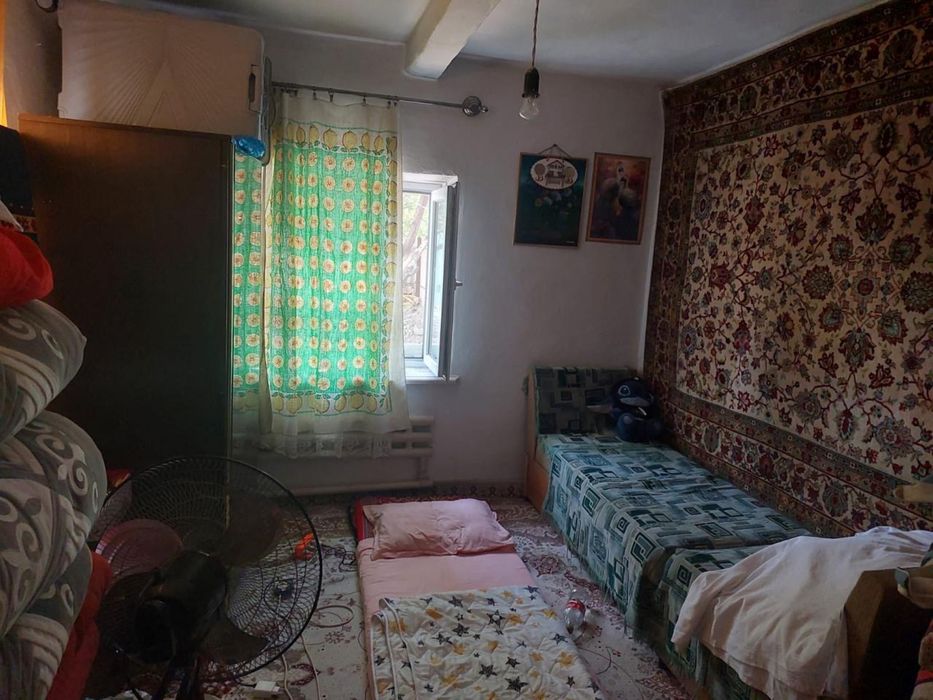 Дом их трех комнат