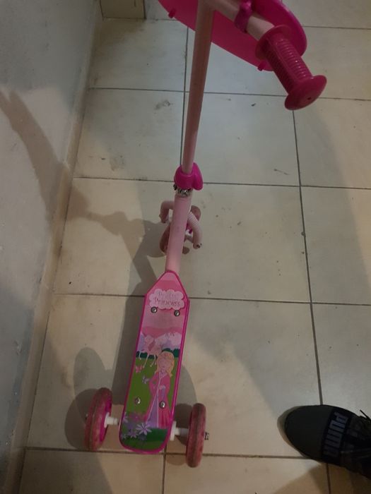 Детска тротинетка триколка