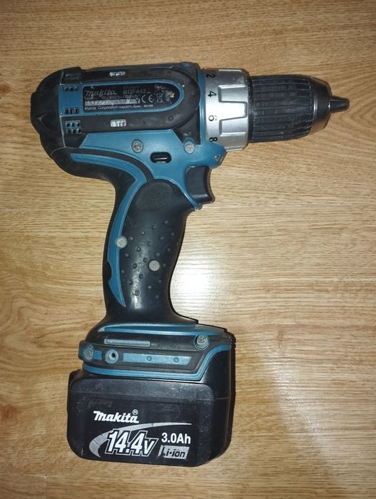 Продавам винтоверт Makita 14.4V