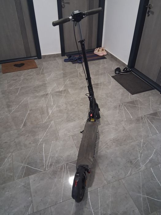 Trotinetă electrică E-TWOW