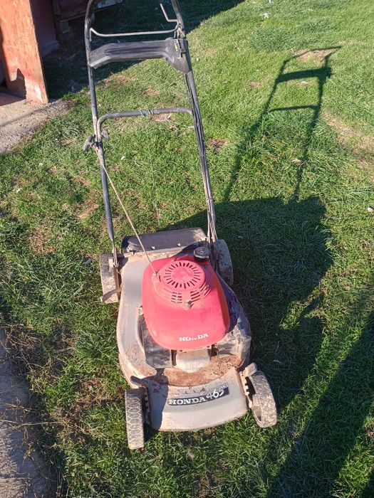 Honda de tuns iarba doar pentru motor