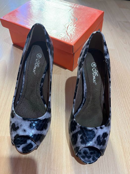 Чисто нови токчета