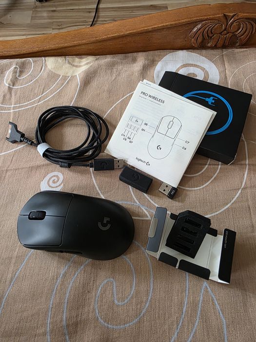 Mouse Logitech G Pro Wireless Lightspeed – Senzor HERO 25K, RGB ca nou