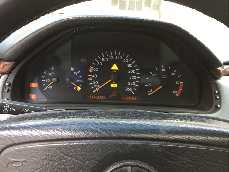 Mercedes E-клас w210 на части